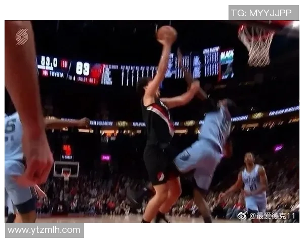 灰熊赛场突发冲突裁判及时干预如何有效处理比赛争议